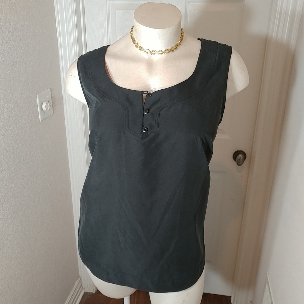 Jones NY Woman Sleeveless Top
